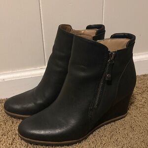 SOUL Naturalizer Black Ankle Booties with Zipper